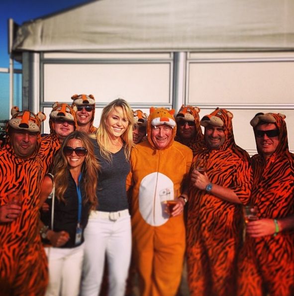 lindsey vonn with Tiger fans