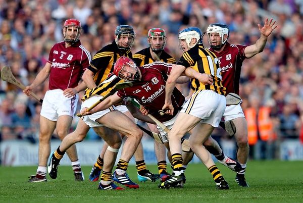 Leinster GAA Hurling Senior Championship Semi-Final Replay,  O'Connor Park, Tullamore, Co. Offaly 28/6/2014  Kilkenny vs Galway GalwayÕs Joe Canning with Conor Fogarty and TJ Reid of Kilkenny Mandatory Credit ©INPHO/James Crombie