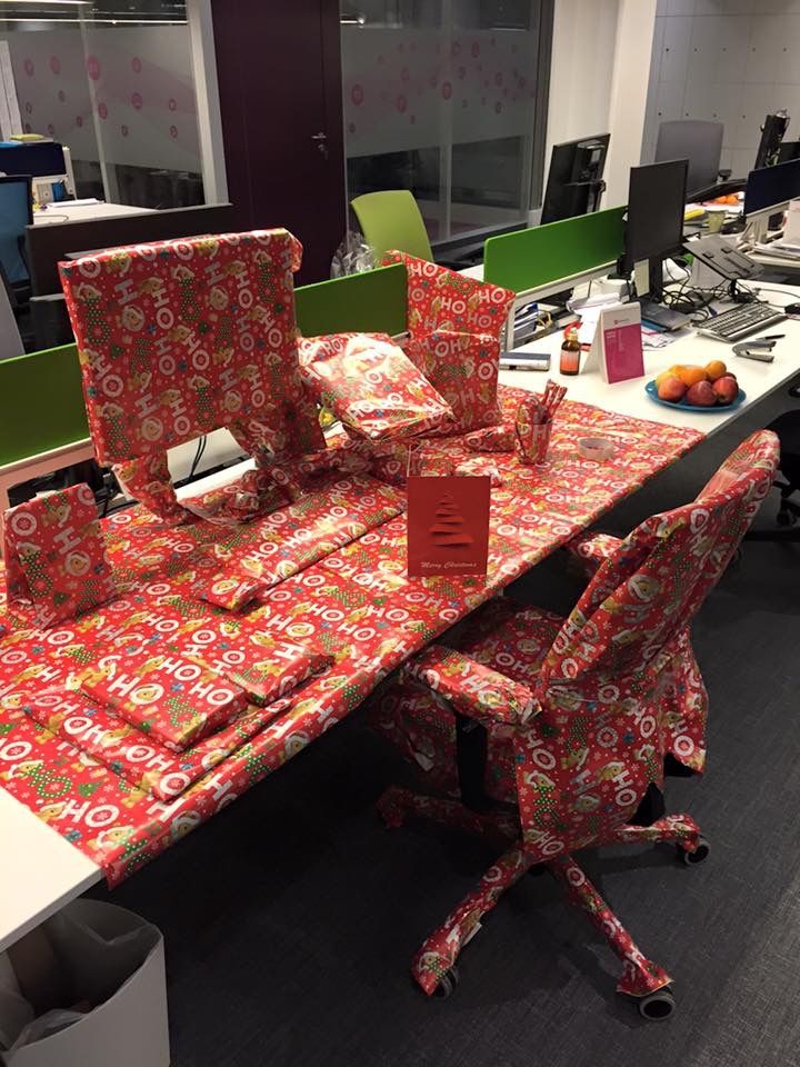 PICS This is the best office  Christmas  prank  you re 