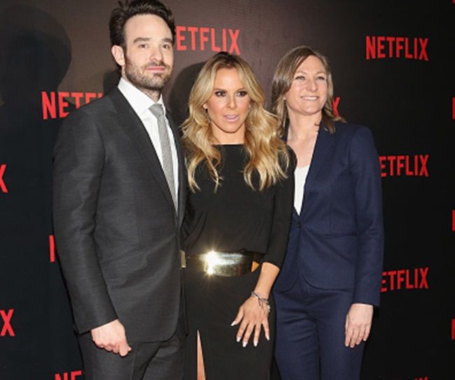 MEXICO CITY, MEXICO - MARCH 19: (L-R) Charlie Cox, Kate del Castillo and guest attend the NetFlix Award 2015 at Museo Jumex on March 19, 2015 in Mexico City, Mexico. (Photo by Victor Chavez/WireImage)