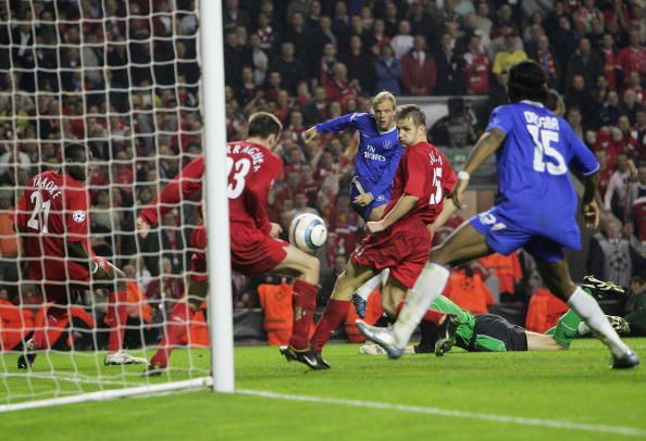 LIVERPOOL, ENGLAND - MAY 03: Eidur Gudjohnsen of Chelsea misses a chance on goal in stoppage time during the UEFA Champions League semi-final second leg match between Liverpool and Chelsea at Anfield on May 3, 2005 in Liverpool, England. (Photo by Laurence Griffiths/Getty Images)