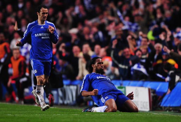 LONDON - APRIL 30: Didier Drogba of Chelsea celebrates with Ricardo Carvalho as he scores their first goal during the UEFA Champions League Semi Final 2nd leg match between Chelsea and Liverpool at Stamford Bridge on April 30, 2008 in London, England. (Photo by Shaun Botterill/Getty Images)
