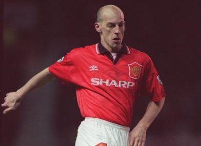 30 DEC 1995: WILLIAM PRUNIER IN ACTION FOR MANCHESTER UNITED AGAINST QPR DURING THE PREMIER LEAGUE MATCH AT OLD TRAFFORD. MANCHESTER UNITED WON 2-1. Mandatory Credit: Mark Thompson/ALLSPORT