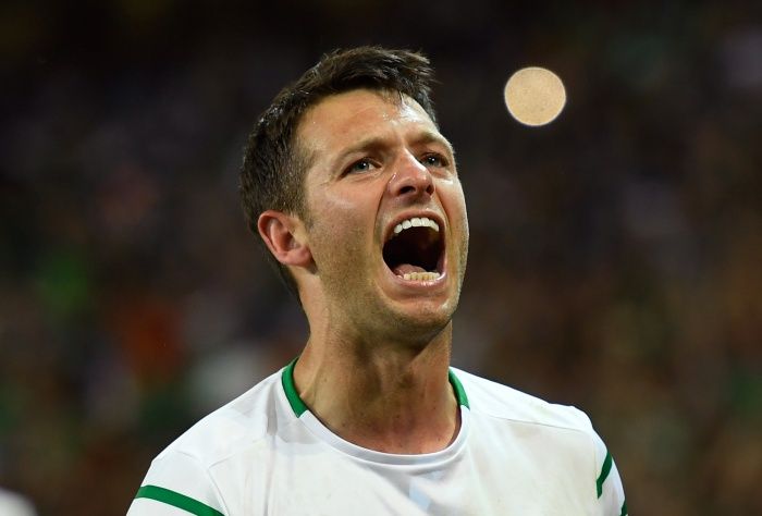 Wes Hoolahan Second Captains