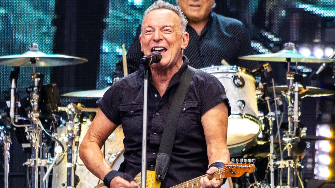 Irish Bruce Springsteen fans make big complaint as tickets go on sale